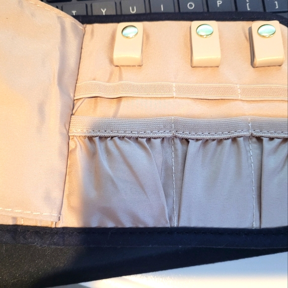 Bagsmart Travel Jewelry Case - Picture 4 of 6